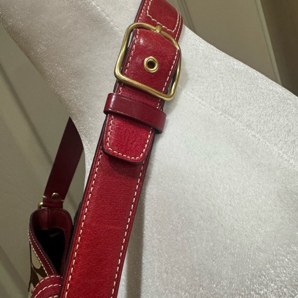 Vintage COACH Hampton Signature Monogram Shoulder Bag With Red Leather Handbag - Picture 11 of 16